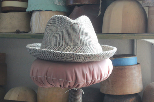 Stingy brim wool fedora